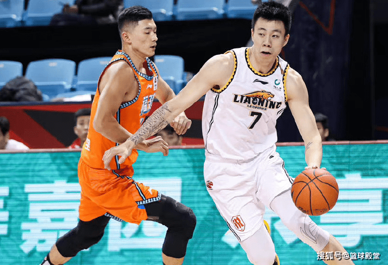 华体会登录波尔图迎NBA季后赛关键赛，赛前内部沟通，质疑声四起，数据层面出现新趋势的简单介绍